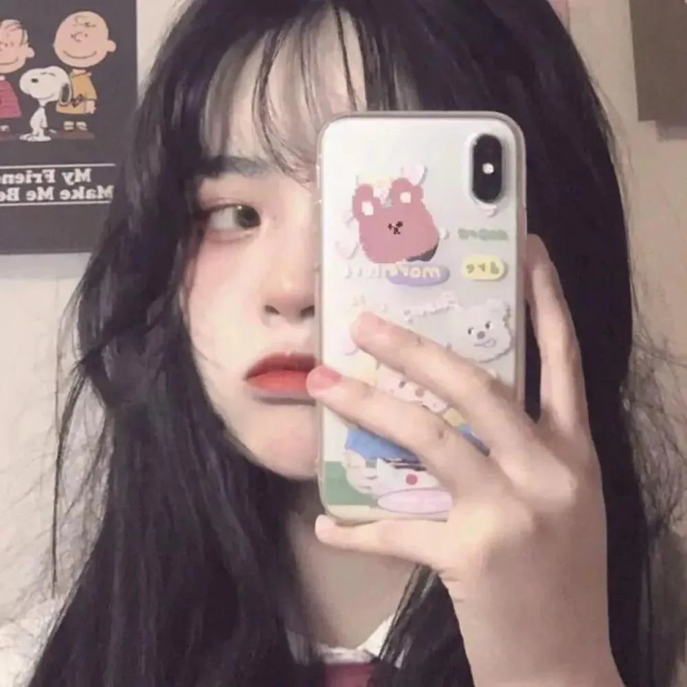 在拥挤的房间拥抱